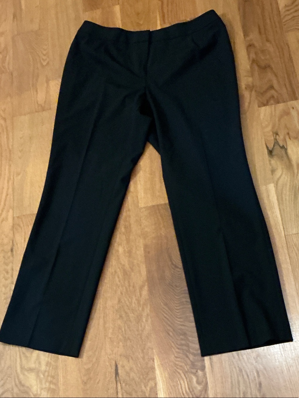 Lafayette 148 New York Black Wool Trousers Size 14W like new